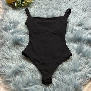 SKIMS Boatneck Thong Black Bodysuit sz XXS